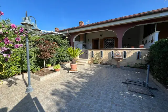 Terraced house in Via Trentino, Ardea - Photo 1