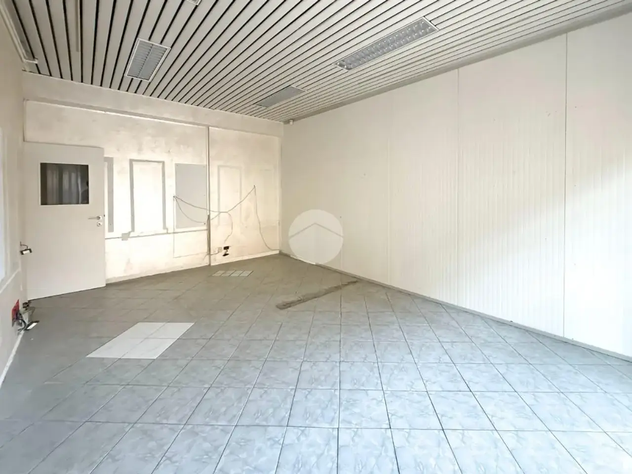 Negozio in Piazza Giuseppe Garibaldi 1, Cologno Al Serio, {3} - Foto 1