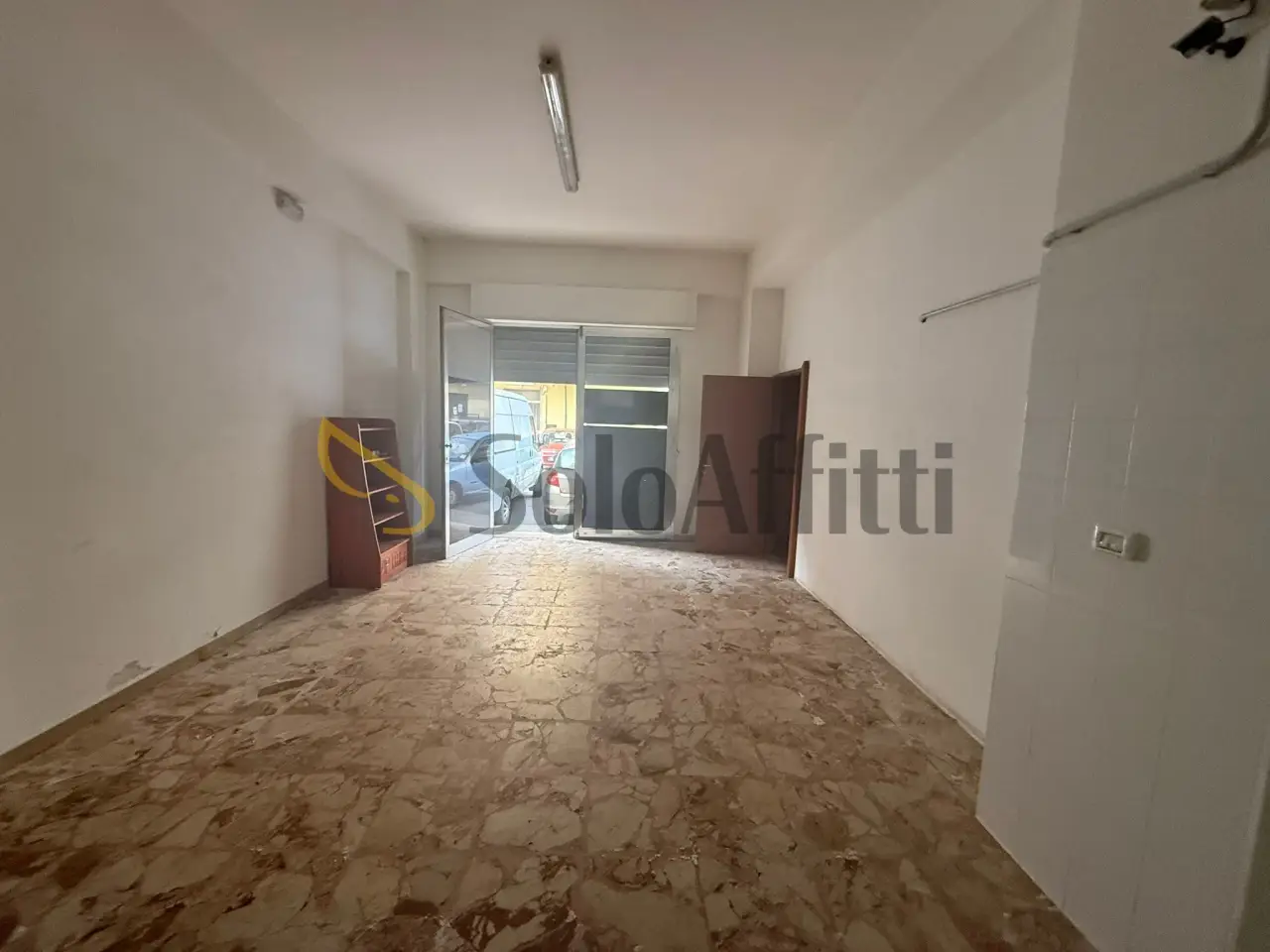 Magazzino in Via Ipponio 61, Reggio Calabria, {3} - Foto 2