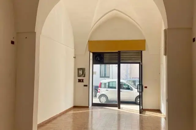 Negozio in Via Scipione Sangiovanni 47, Alessano - Foto 1