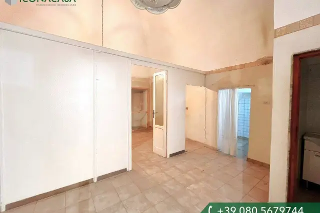 2-room flat in Via Fornari, Triggiano - Photo 1