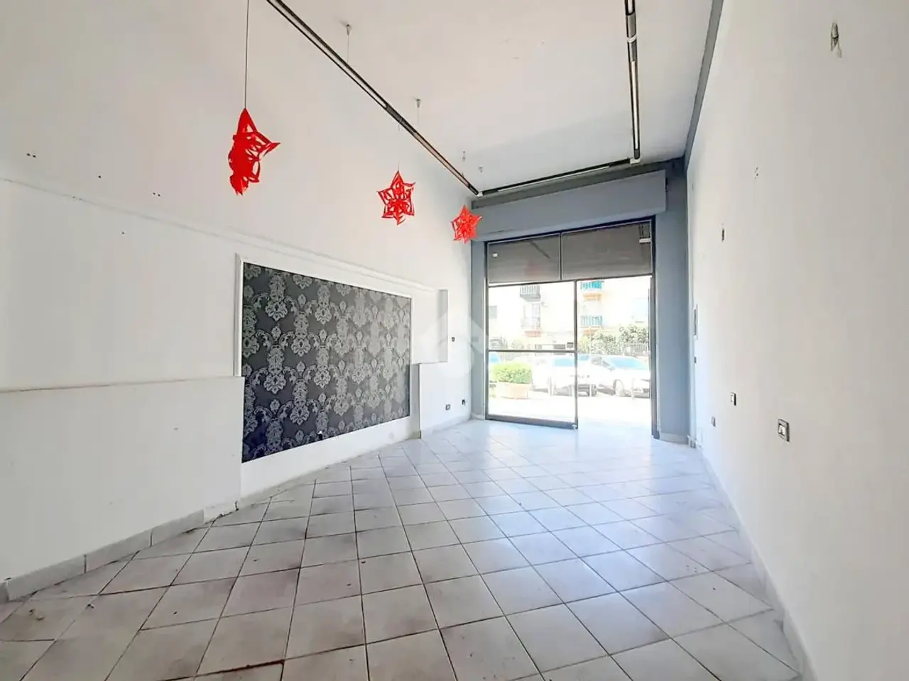 Negozio in Via Giacomo Besio 117, Palermo, {3} - Foto 1