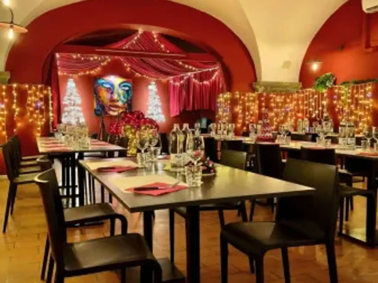 Ristorante in Via della Madonna 50, Livorno, {3} - Foto 1