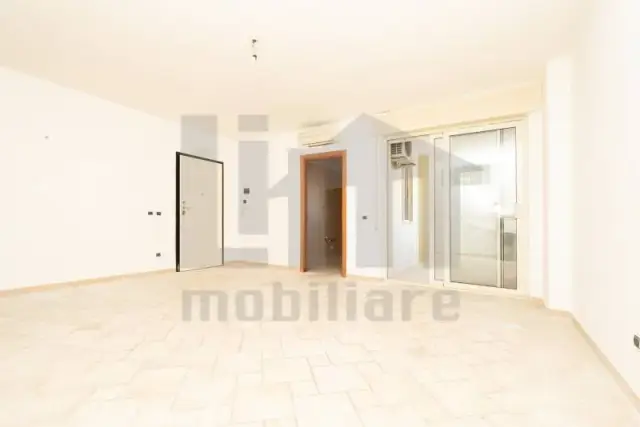 Dreizimmerwohnung in Via Trattati di Roma, Bitetto - Foto 1