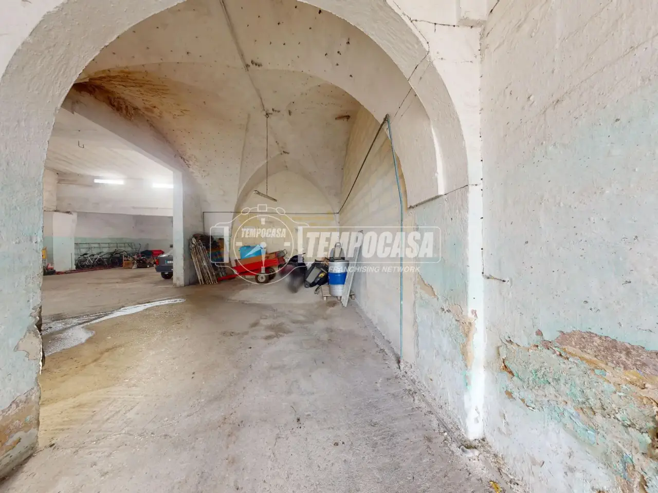 Magazzino in Via Le Site 30, Cursi, {3} - Foto 1