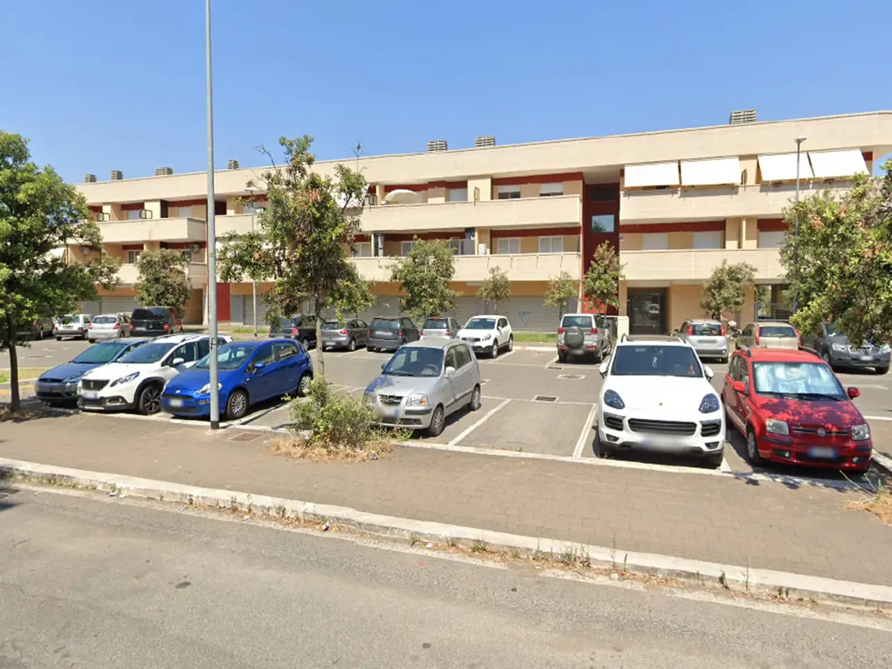 Negozio in Via Sarnano, 13, 00156 Roma Rm, Italia, Roma, Roma, {3} - Foto 2
