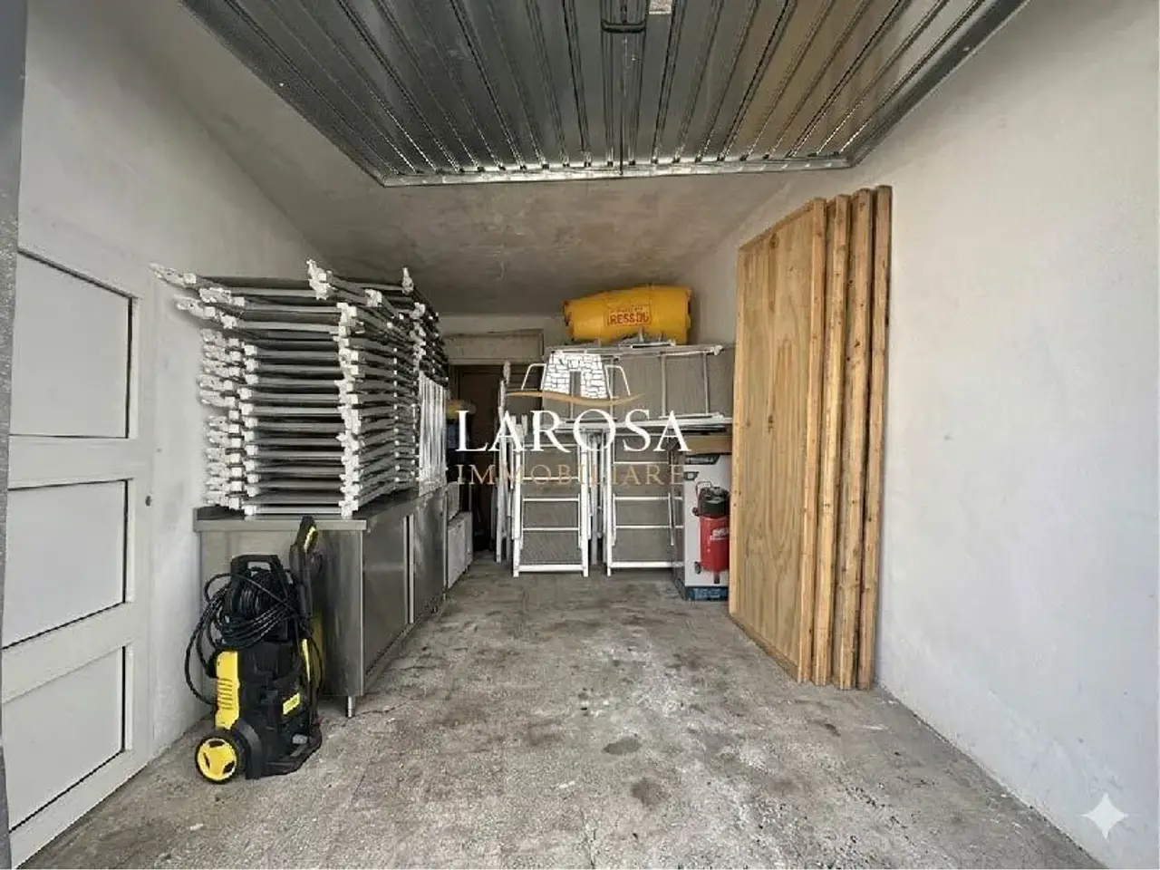 Parcheggio chiuso in Via Duca degli Abruzzi 62, Melendugno, {3} - Foto 2