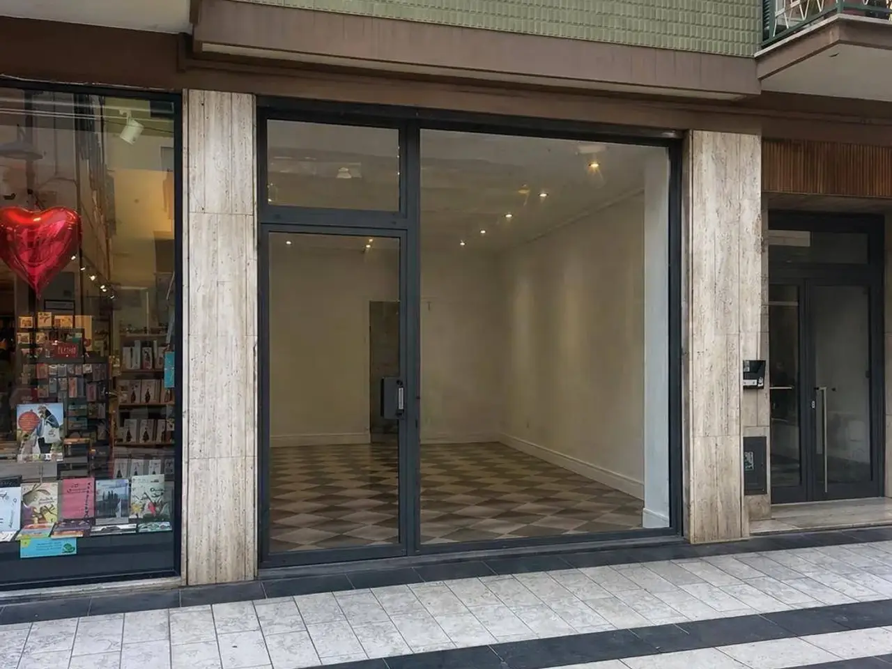 Negozio in Via Firenze 209, Pescara, {3} - Foto 1
