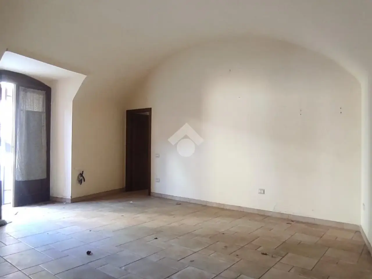 Negozio in Via Appia 122, Santa Maria A Vico, {3} - Foto 1