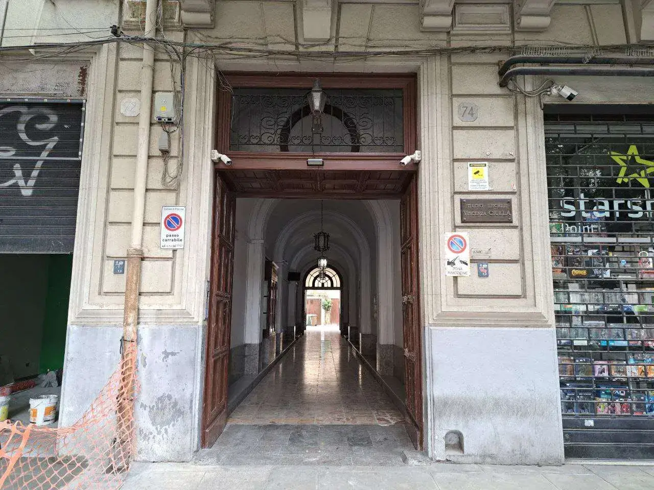 Locale commerciale in Via Pignatelli Aragona 74, Palermo, {3} - Foto 1