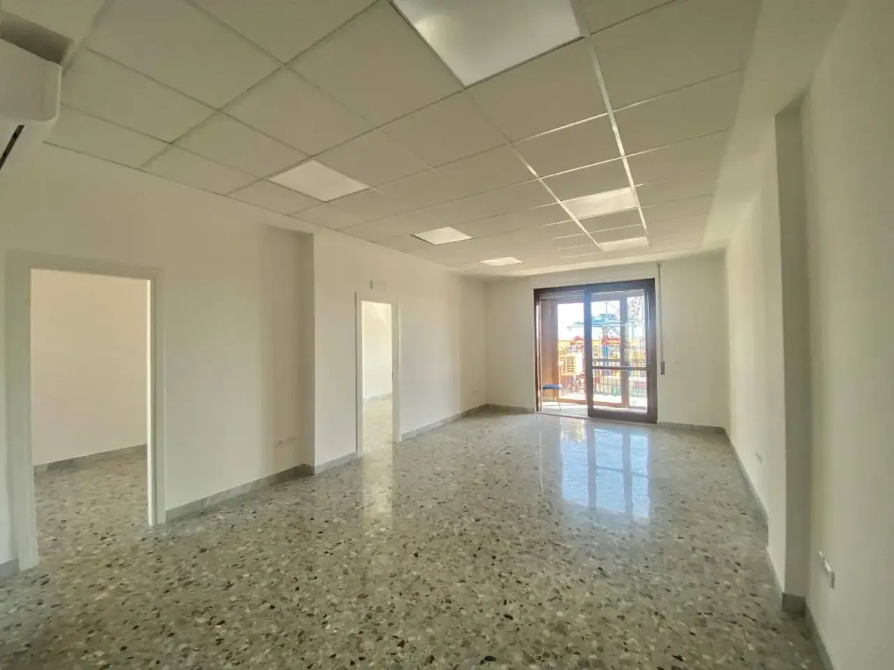 Ufficio in Via Reggia di Portici 69 Napoli, Napoli, {3} - Foto 1
