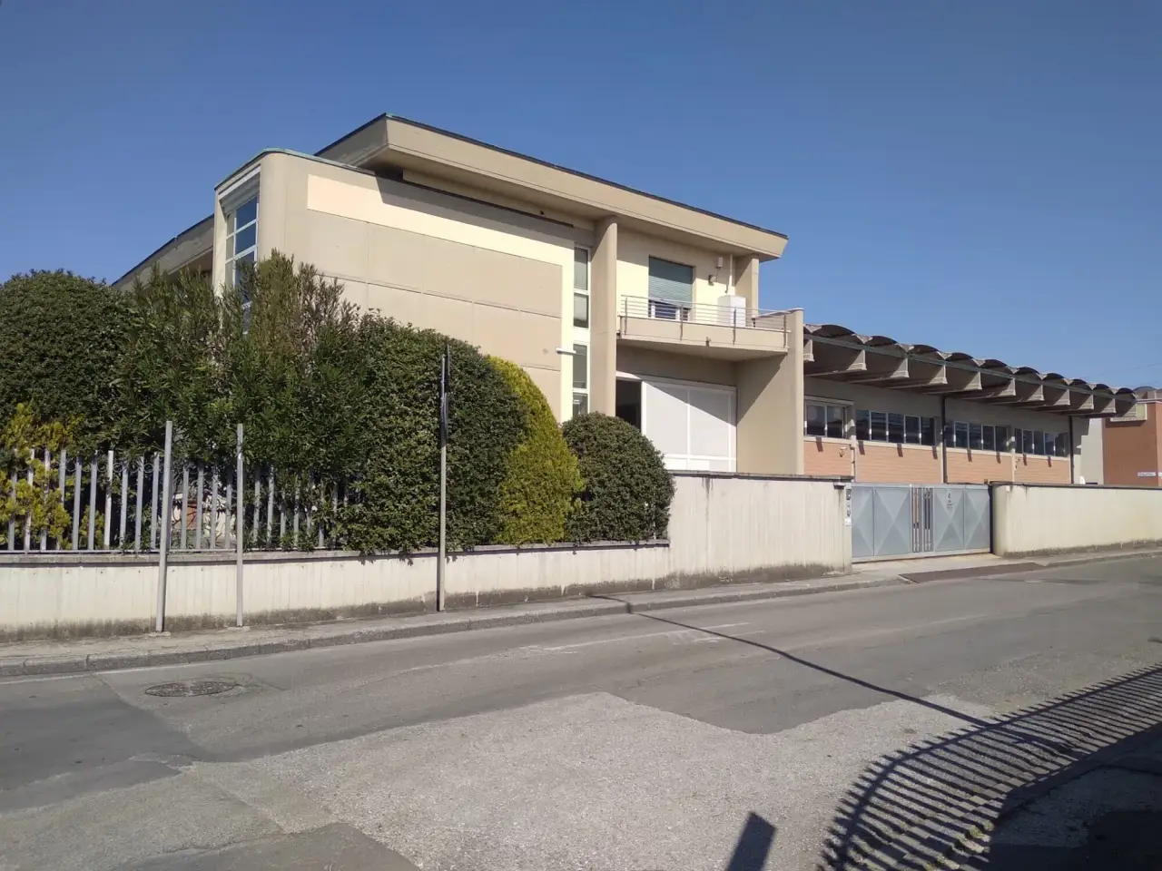 Magazzino in Via Bernini 12, Castelfranco Di Sotto, {3} - Foto 2