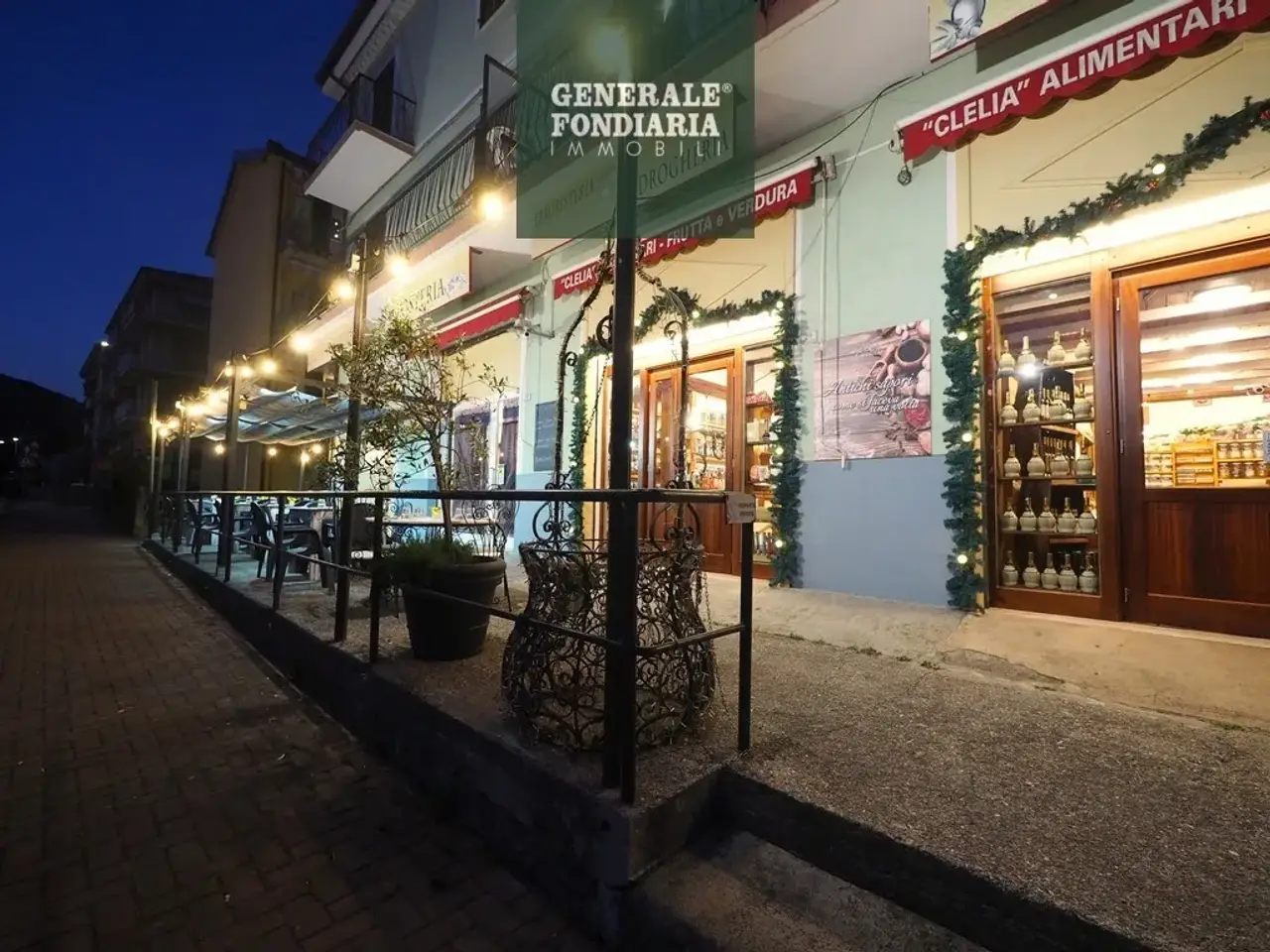 Esercizio commerciale in , Bolano, {3} - Foto 2
