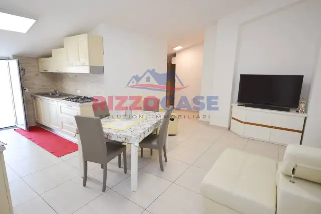 4-room flat in Via Gen. Carlo Alberto dalla Chiesa 10b, Crosia - Photo 1