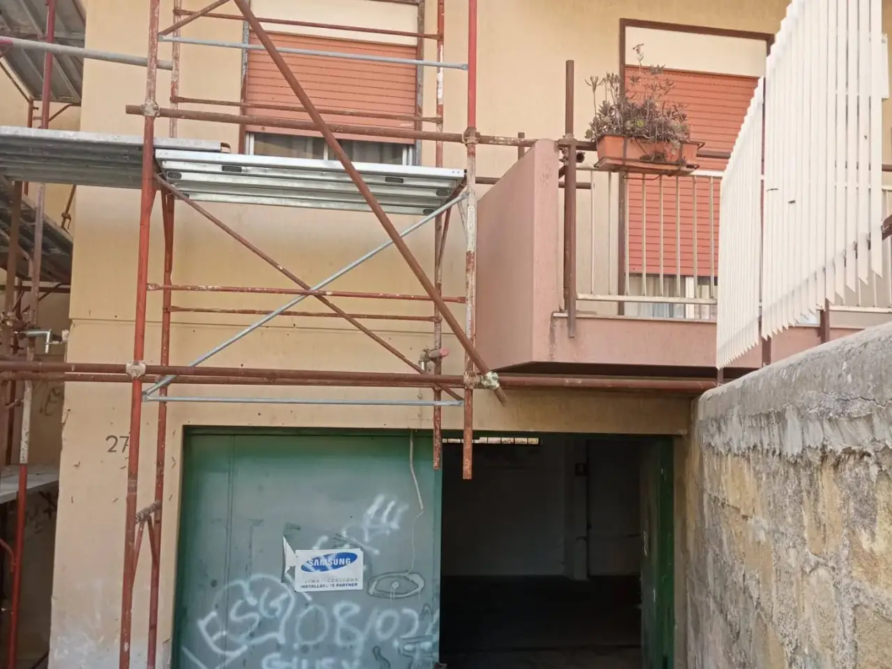Negozio in Via Pietro Perricone 27, Palermo, {3} - Foto 1