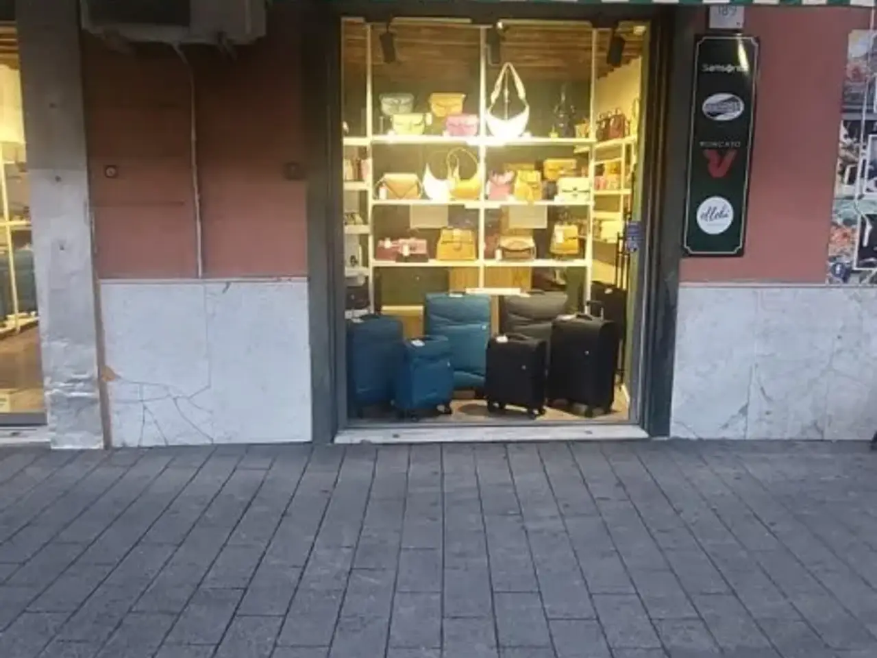Negozio in Via Gramsci, Genova, {3} - Foto 2