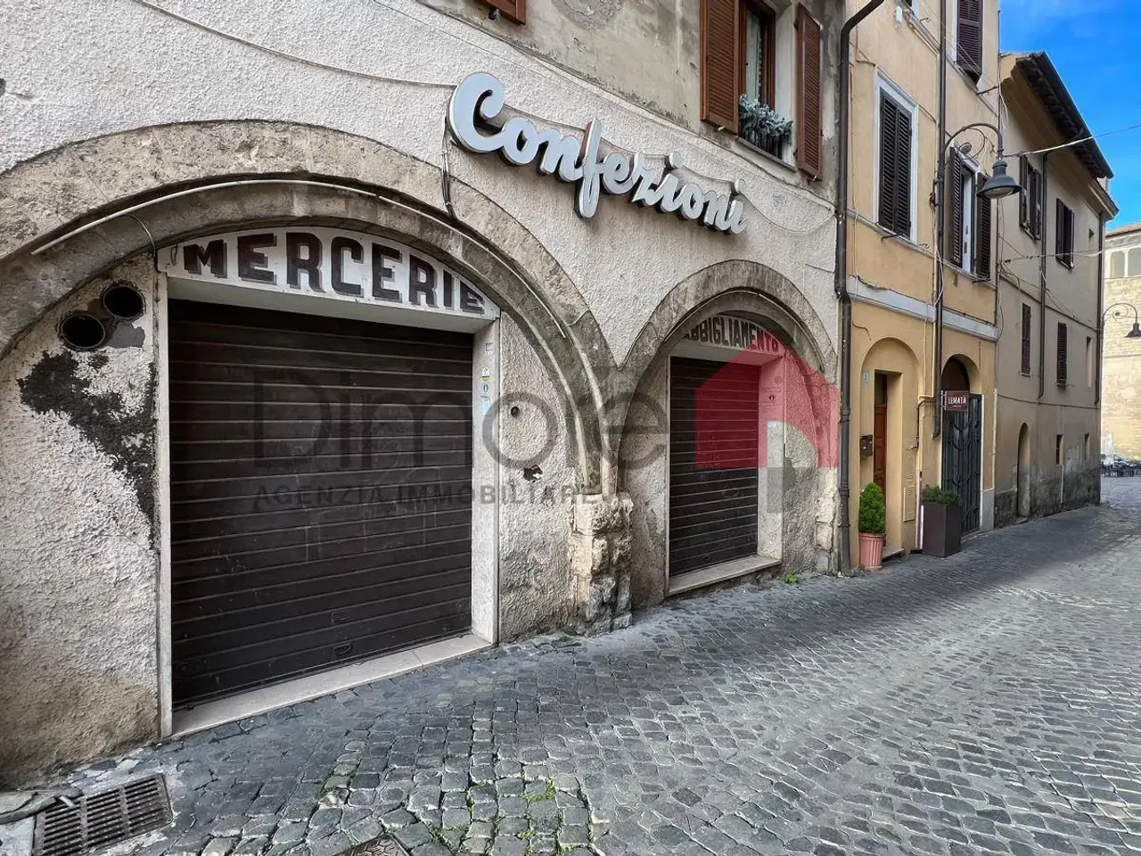 Negozio in Via Roma 7, Tarquinia, {3} - Foto 1