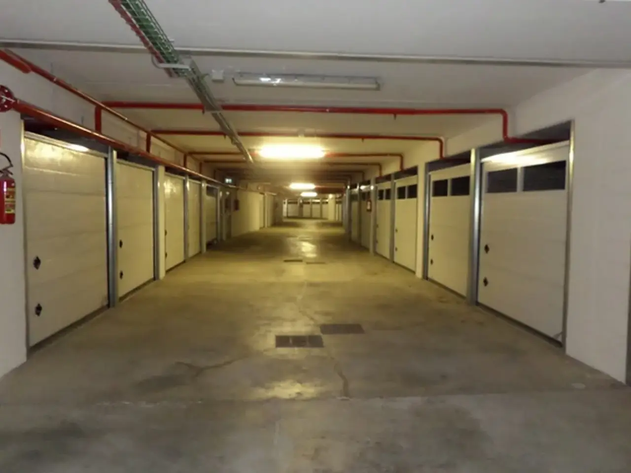 Parcheggio chiuso in , Atessa, {3} - Foto 2