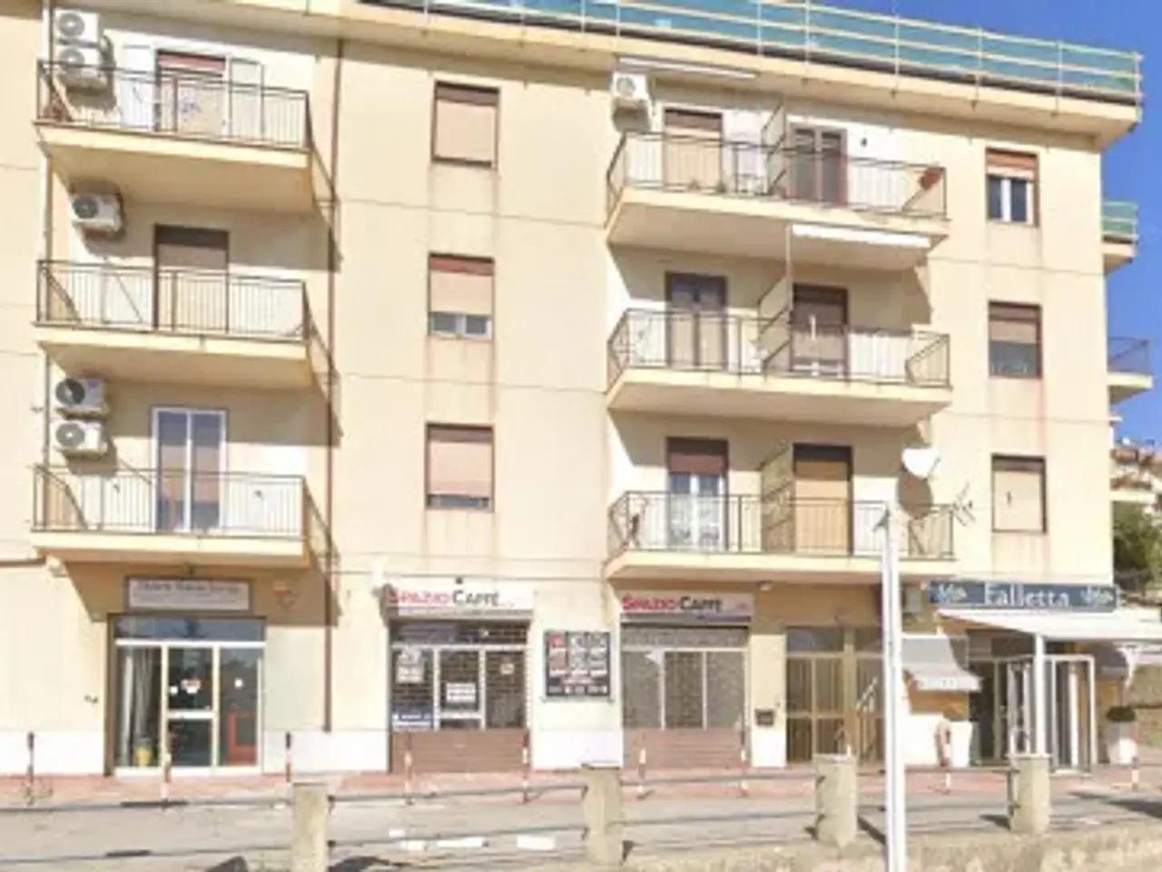 Negozio in Via Filippo Paladini 30, Caltanissetta, {3} - Foto 1