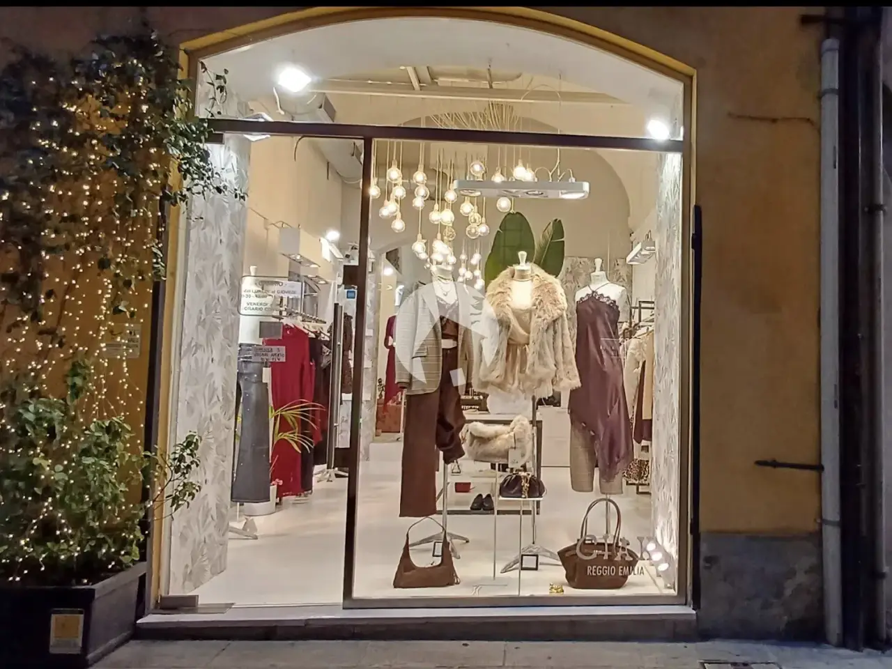 Negozio in Trivelli 1/F, Reggio Emilia, {3} - Foto 2