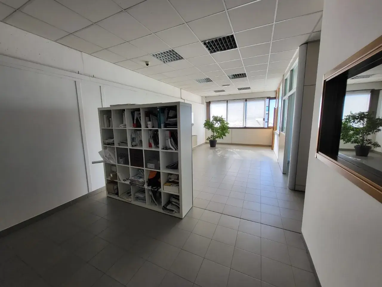 Laboratorio in , Creazzo, {3} - Foto 2