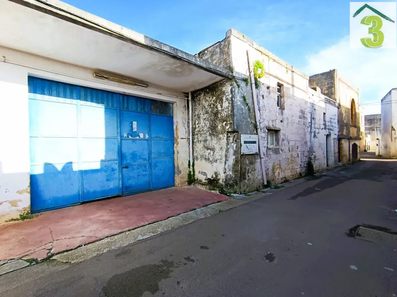 Esercizio commerciale in , Tiggiano, {3} - Foto 2
