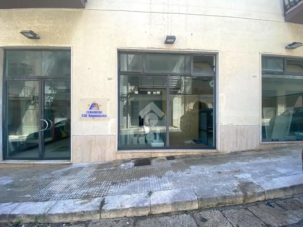 Negozio in Via Santissimo Salvatore 300, Alcamo, {3} - Foto 2