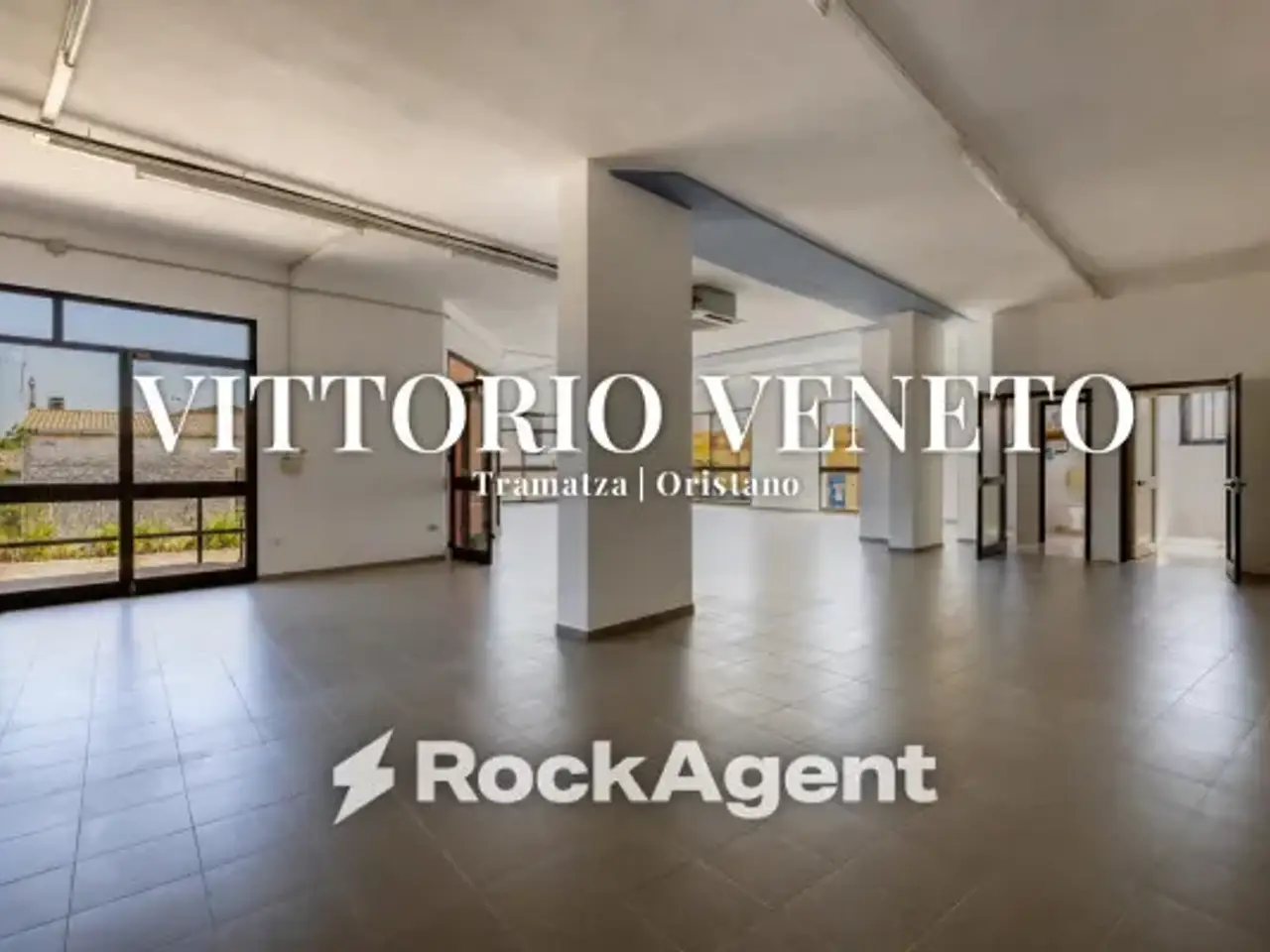 Negozio in Via Vittorio Veneto 51, Tramatza, {3} - Foto 1