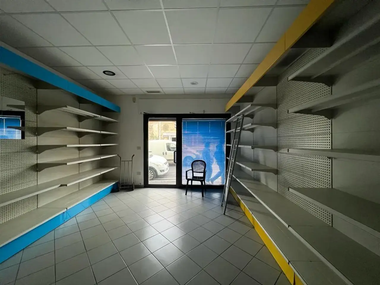 Negozio in Due Strade, Firenze, {3} - Foto 1