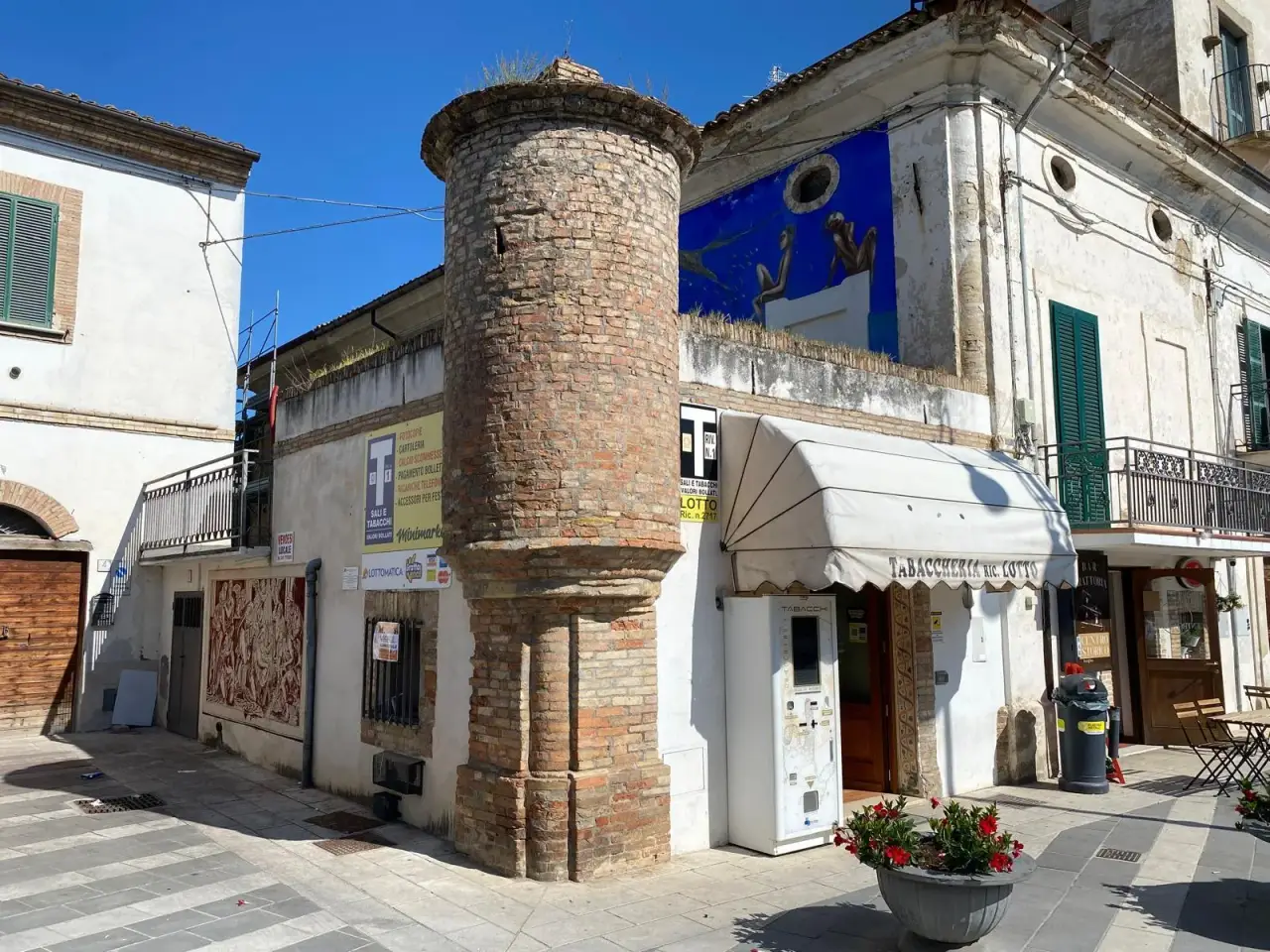 Negozio in Piazza San Giorgio 4, Treglio, {3} - Foto 1