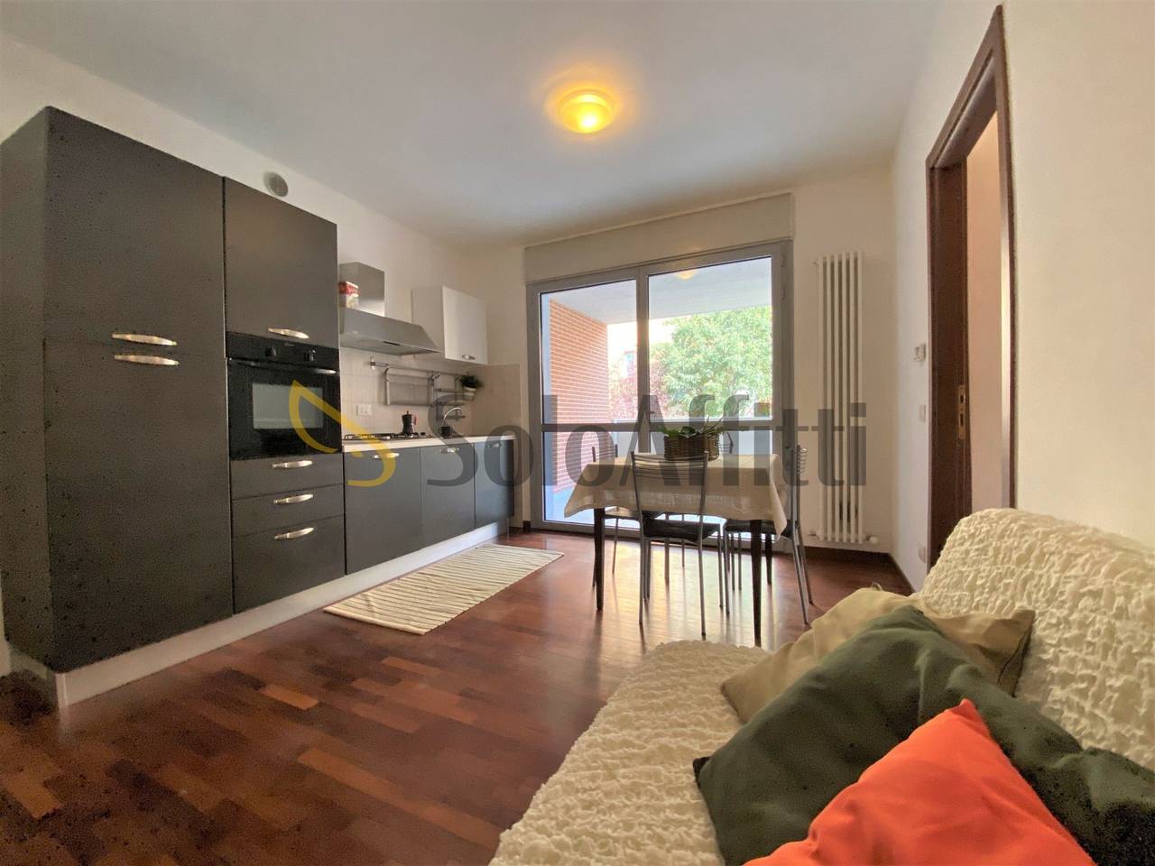 immagine annuncio 1 di 8