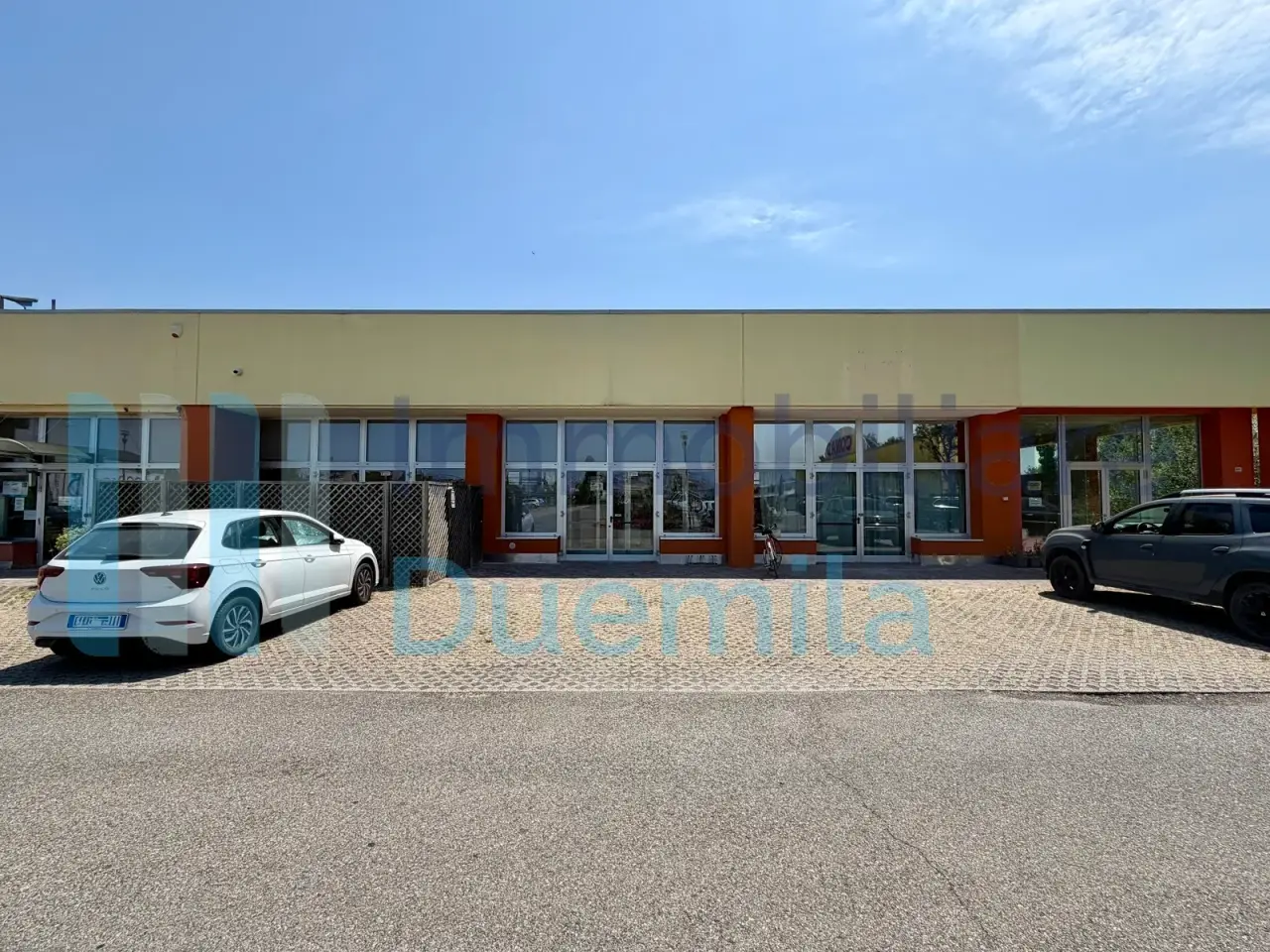 Palazzina commerciale in , Sant'Agata Bolognese, {3} - Foto 1