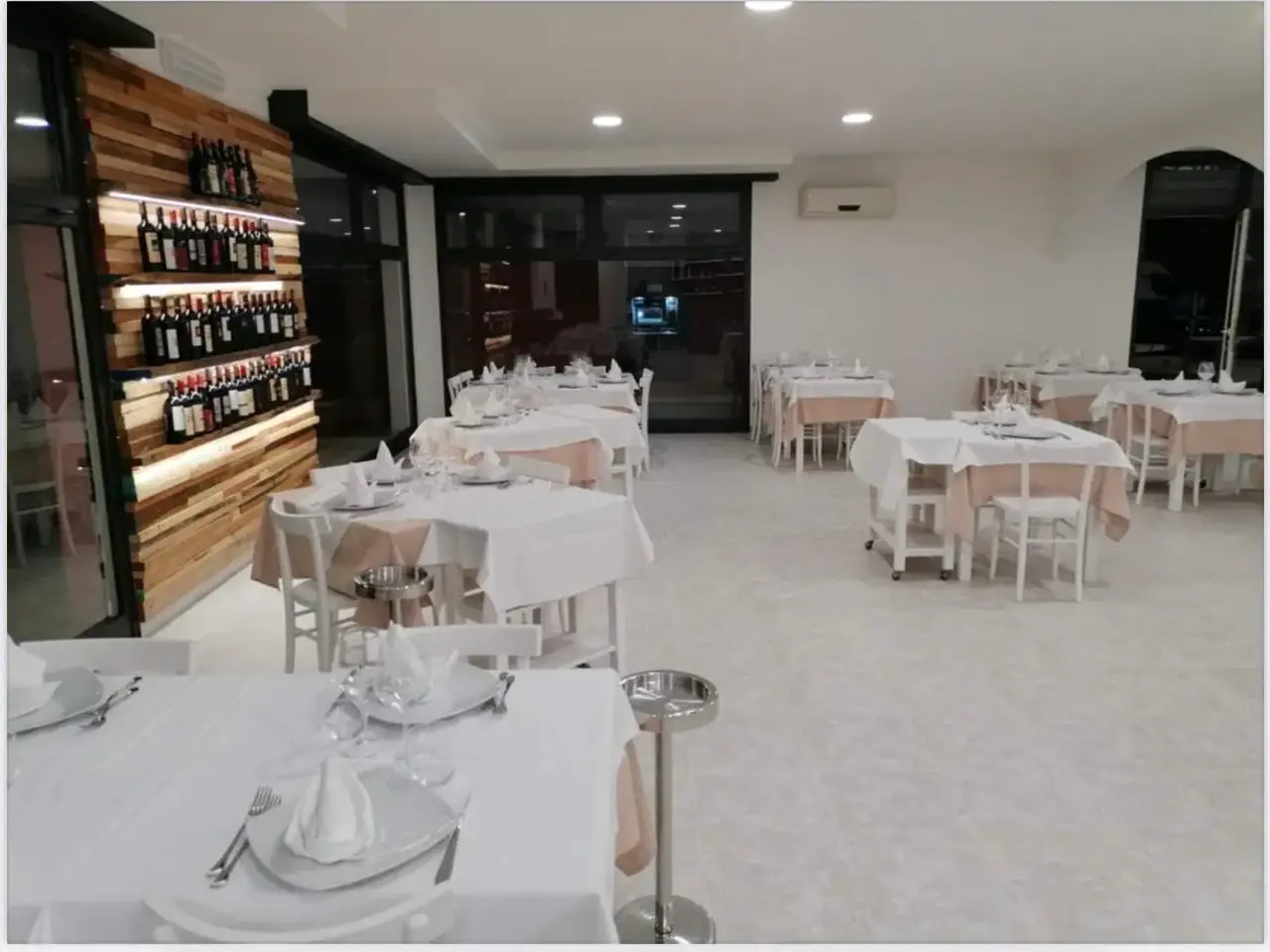 Palazzina commerciale in Via C. Sanna 51, Senorbì, {3} - Foto 2