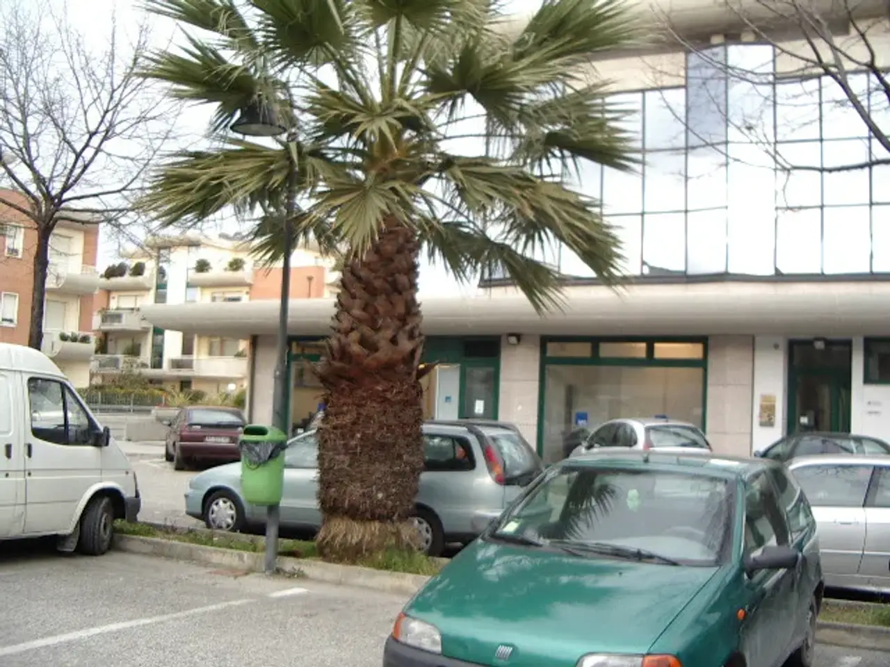 Magazzino in Largo Danubio, San Benedetto Del Tronto, {3} - Foto 2