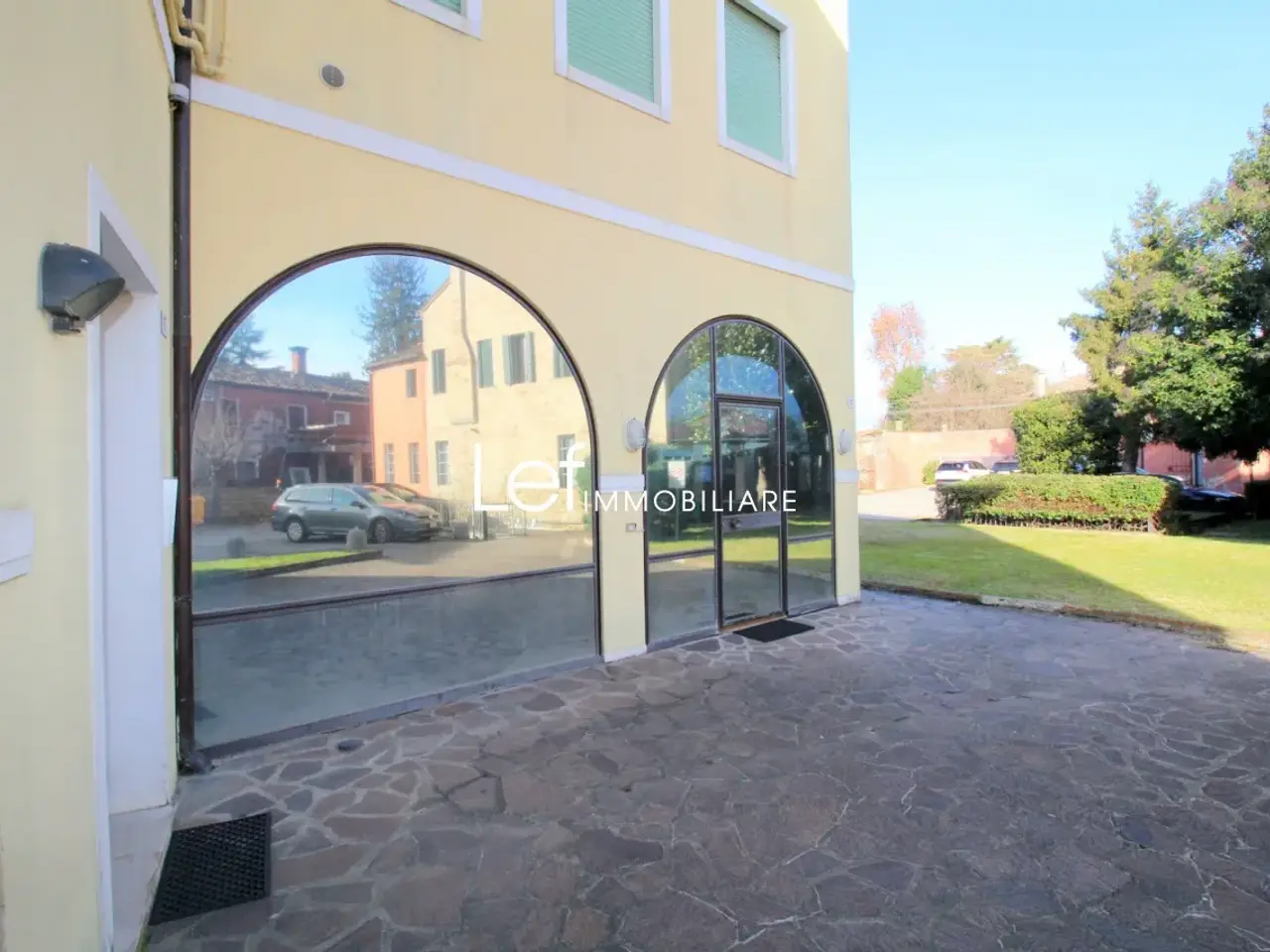 Locale commerciale in , Villorba, {3} - Foto 1