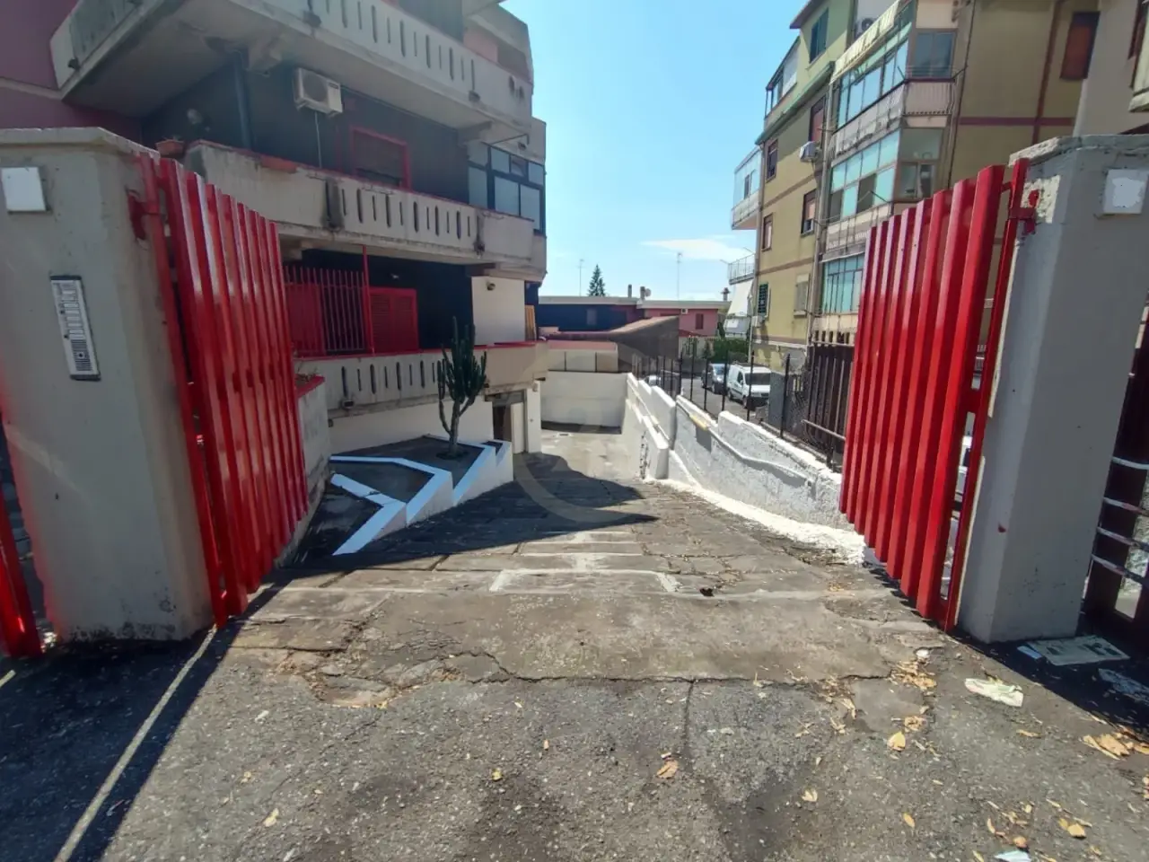 Magazzino in Via Pietro Micca 7, Gravina Di Catania, {3} - Foto 1