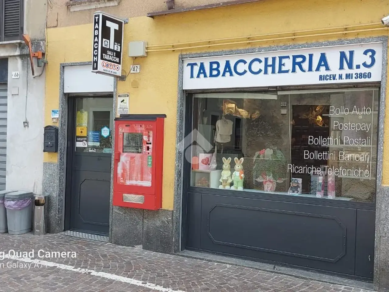 Negozio in Corso Martiri Patrioti 42, Castano Primo, {3} - Foto 1