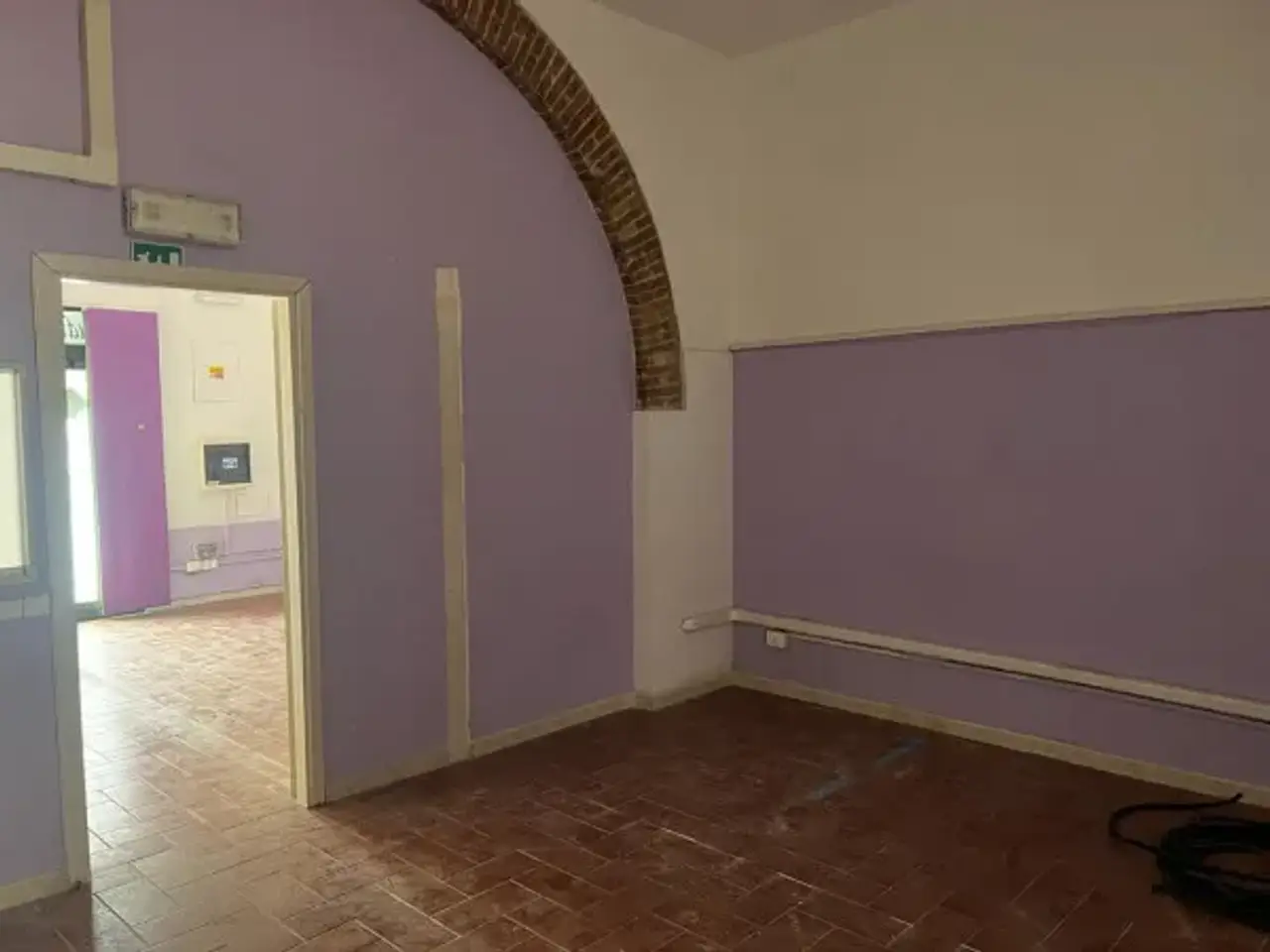 Negozio in Via Provinciale Pisana 200, Livorno, {3} - Foto 1