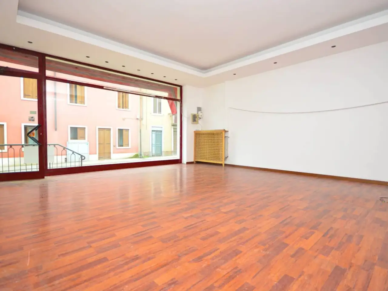 Negozio in Via Roma, Altavilla Vicentina, {3} - Foto 1