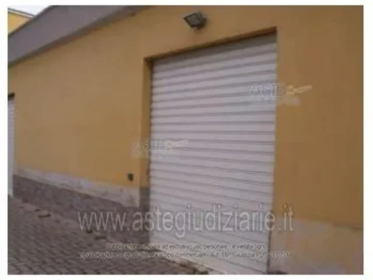 Negozio in Via Santa Maria in Piano, 65014 Loreto Aprutino Pe, Italia 65014, Loreto Aprutino, {3} - Foto 1