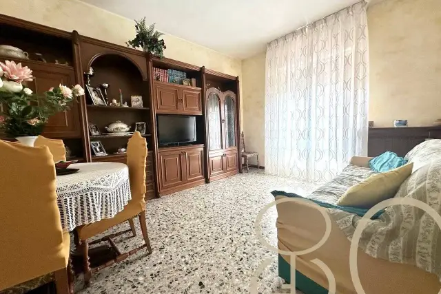 2-room flat in Via Friuli 3, Buccinasco - Photo 1