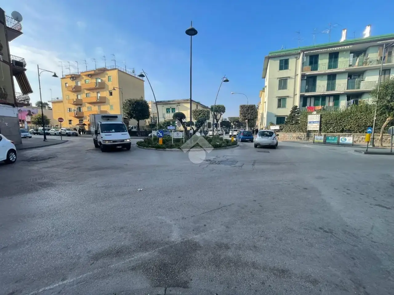 Negozio in Corso Vittorio Emanuele III 127, Afragola, {3} - Foto 1