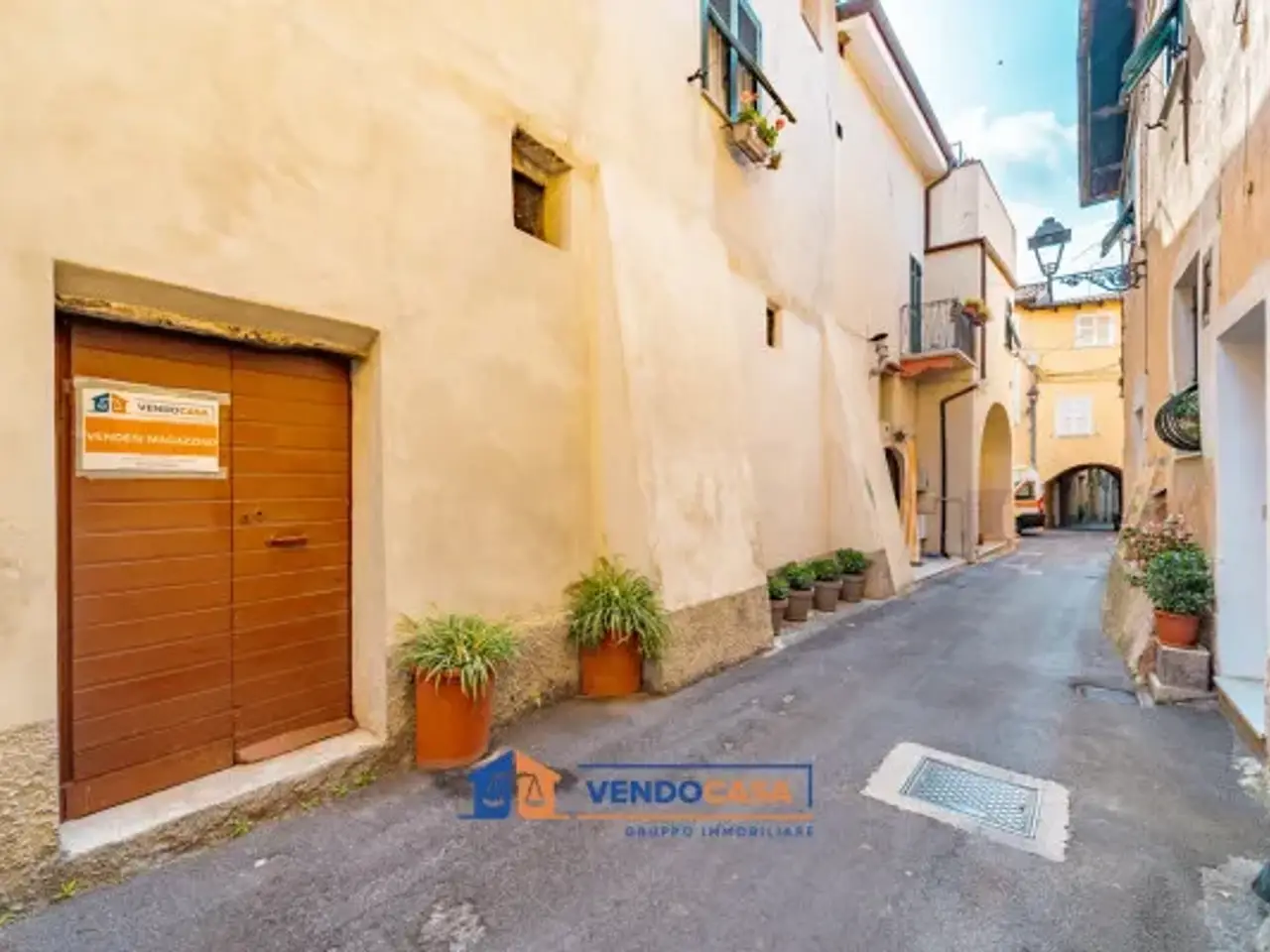 Magazzino in Via Becchignoli 14, Albenga, {3} - Foto 1