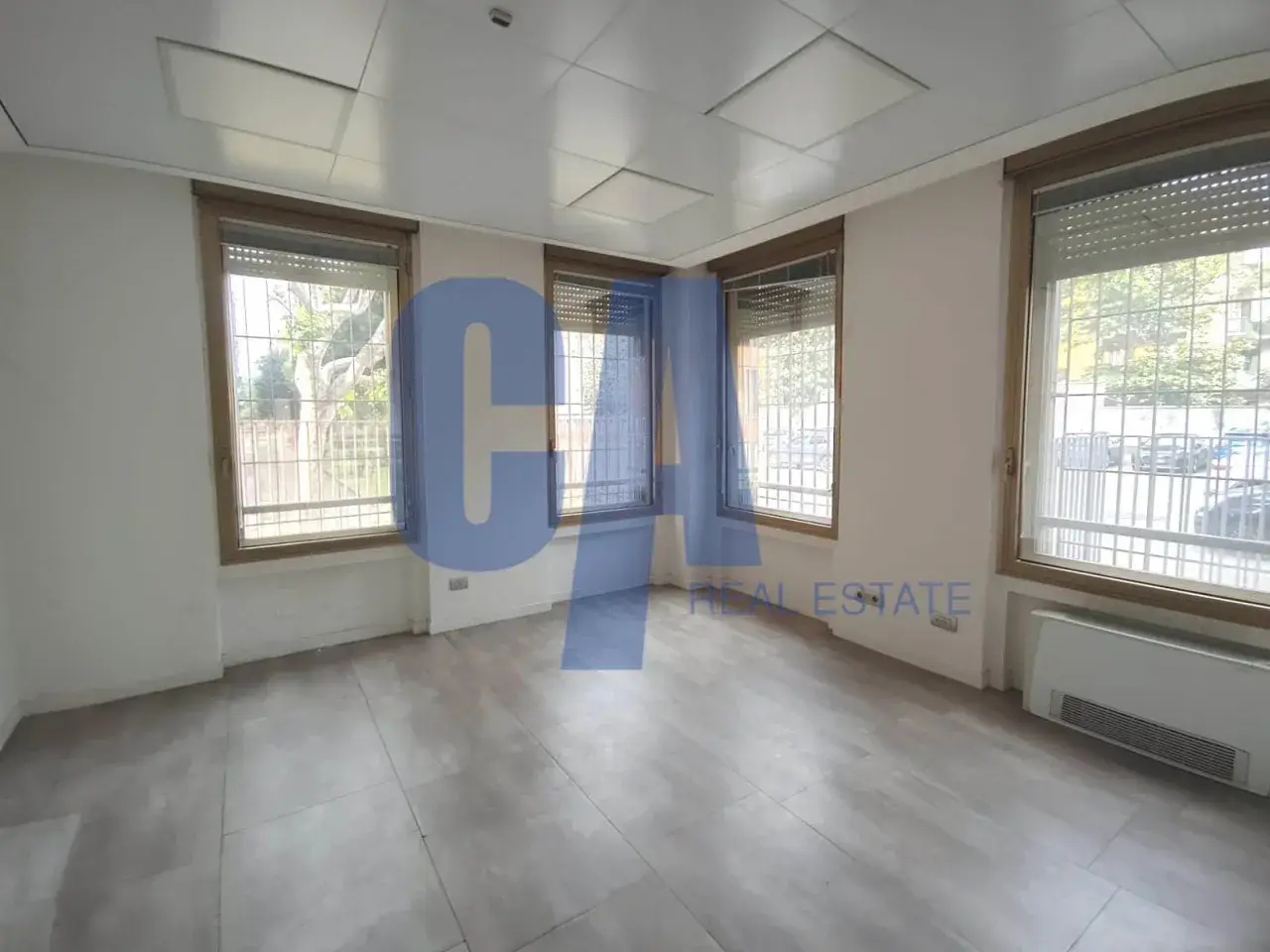 Ufficio in Piazza Monte Titano, Milano, {3} - Foto 1