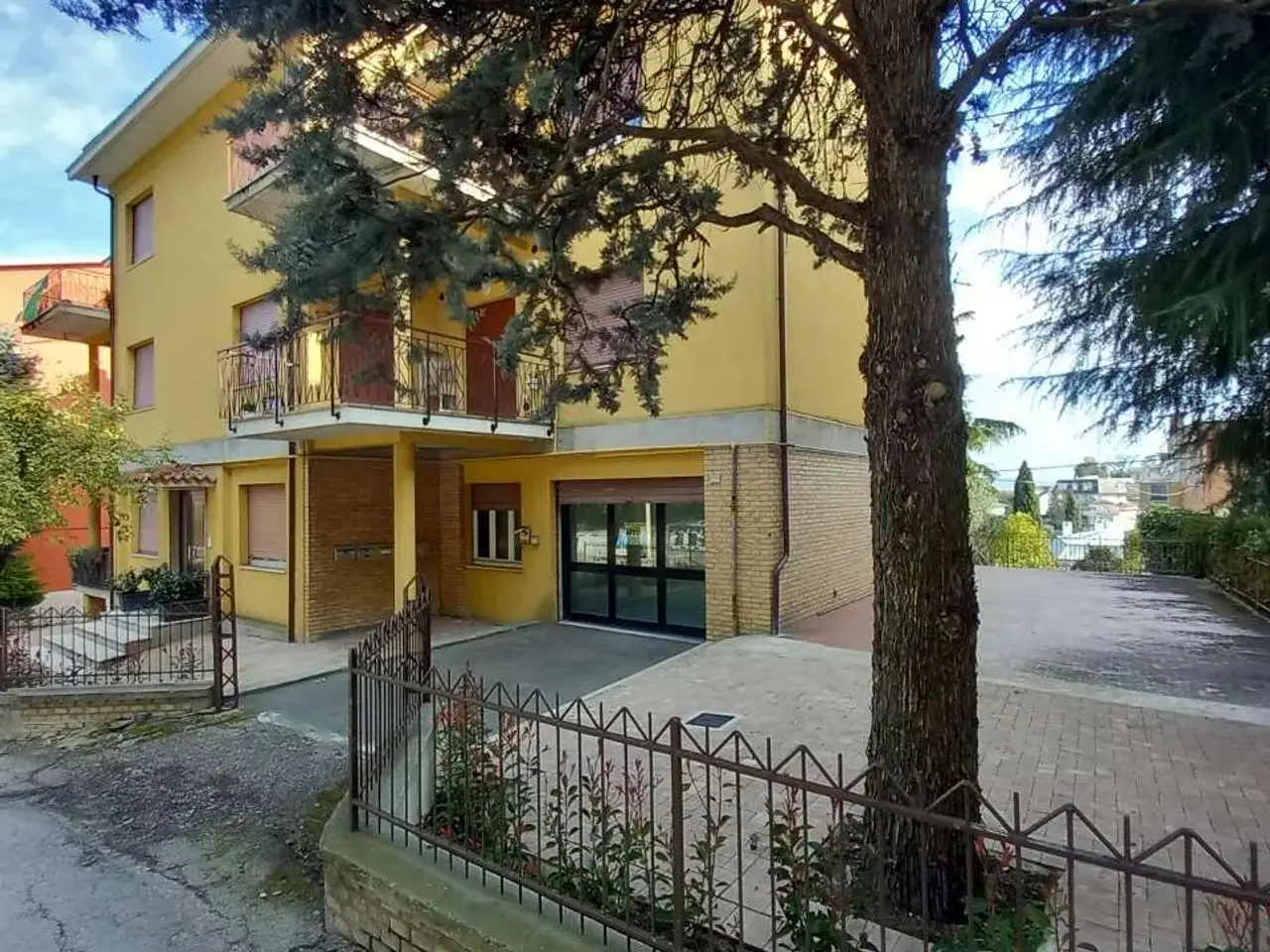Magazzino in , Osimo, {3} - Foto 1