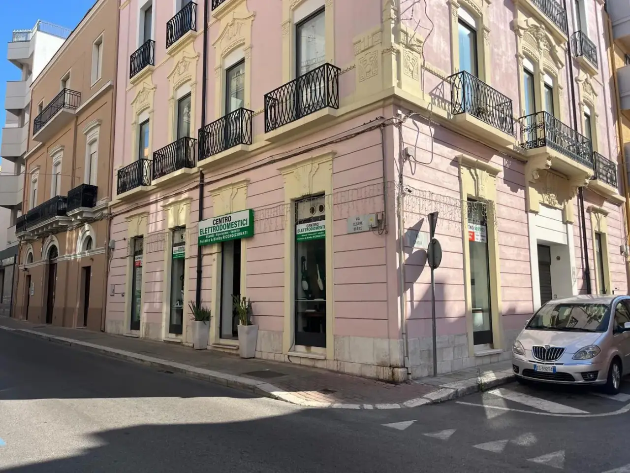Negozio in Via Cesare Braico  26, Brindisi, {3} - Foto 2