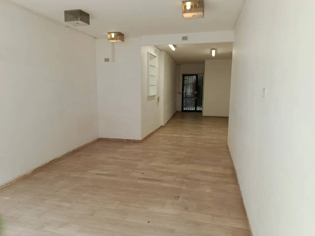 Esercizio commerciale in Viale Marconi 5, Altopascio, {3} - Foto 1