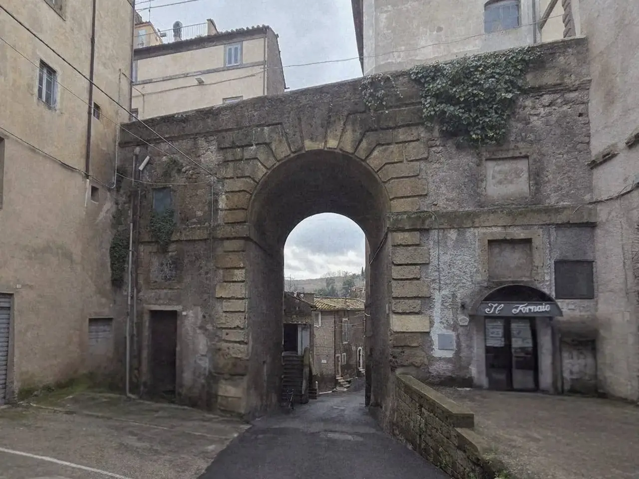 Magazzino in Via Mazzini 3, Caprarola, {3} - Foto 1