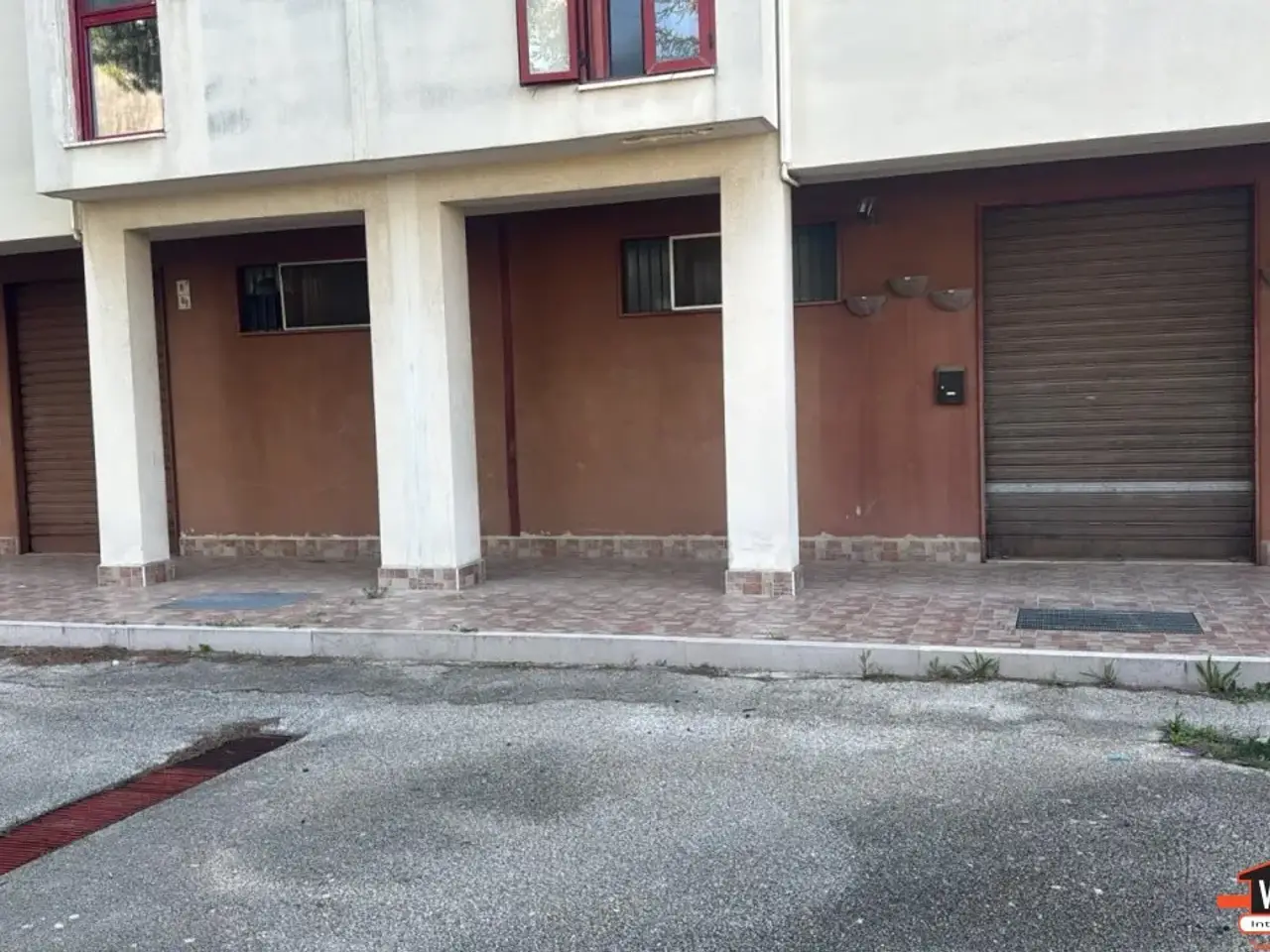 Negozio in Via Guido Rossa 8, Adelfia, {3} - Foto 1