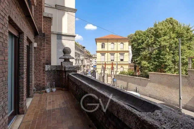 Apartament in Via Luigi Amedeo Melegari, Milano - Photo 1